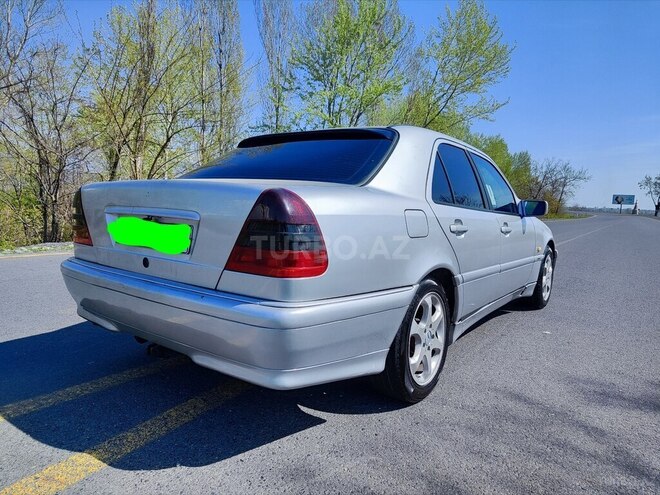 Mercedes C 220 d 2000, 385,000 km - 2.2 л - Bakı