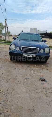 Mercedes E 220 d 2001, 686,899 km - 2.2 л - Bakı