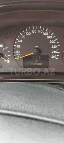 Mercedes E 220 d 2001, 686,899 km - 2.2 л - Bakı