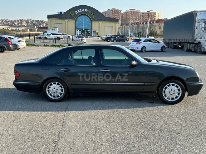 Mercedes E 220 d 2000, 550,000 km - 2.2 л - Bakı