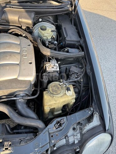 Mercedes E 220 d 2000, 550,000 km - 2.2 л - Bakı