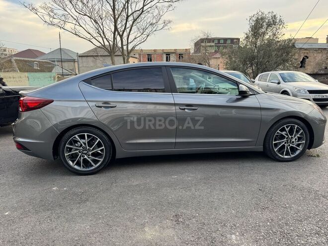 Hyundai Elantra 2018, 66,666 km - 2.0 л - Bakı