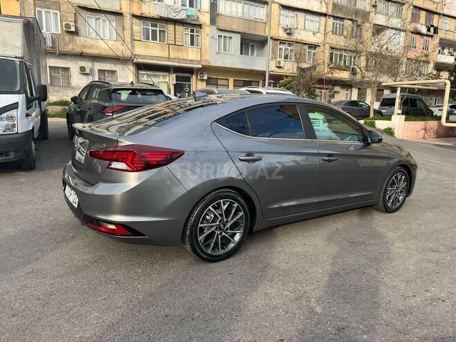 Hyundai Elantra 2018, 66,666 km - 2.0 л - Bakı