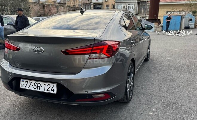 Hyundai Elantra 2018, 66,666 km - 2.0 л - Bakı