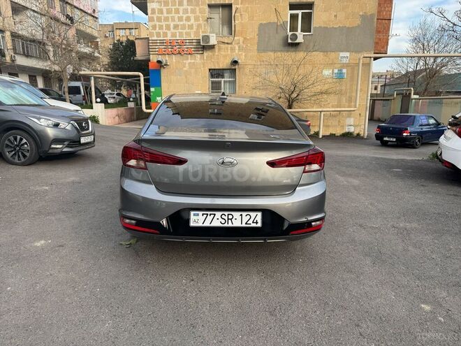 Hyundai Elantra 2018, 66,666 km - 2.0 л - Bakı