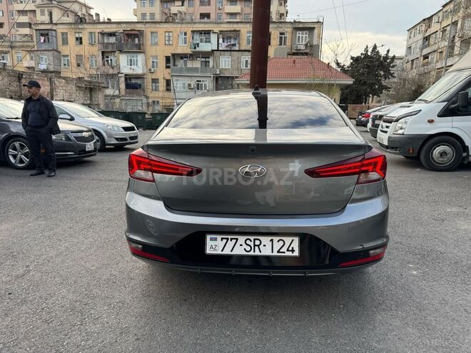 Hyundai Elantra 2018, 66,666 km - 2.0 л - Bakı