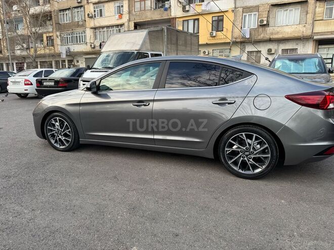 Hyundai Elantra 2018, 66,666 km - 2.0 л - Bakı