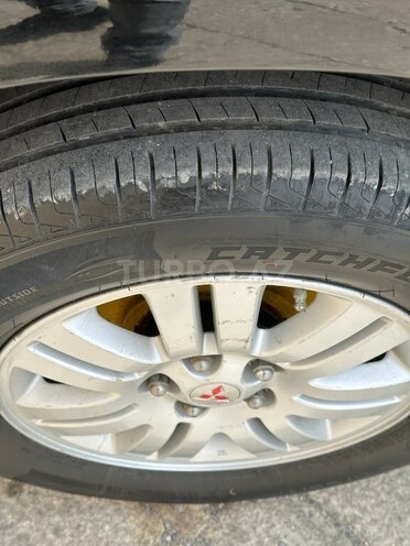 Mitsubishi Airtrek 2002, 265,850 km - 2.0 л - Sumqayıt