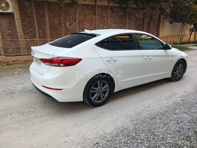 Hyundai Elantra 2017, 38,000 km - 2.0 l - Bakı