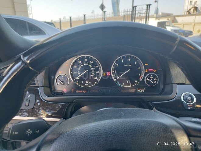BMW 528 2014, 244,000 km - 2.0 l - Bakı
