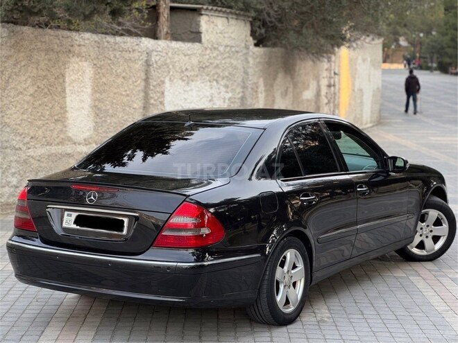 Mercedes E 220 d 2003, 327,000 km - 2.2 l - Bakı