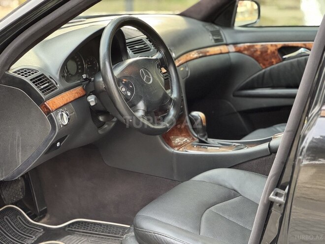 Mercedes E 220 d 2003, 327,000 km - 2.2 l - Bakı