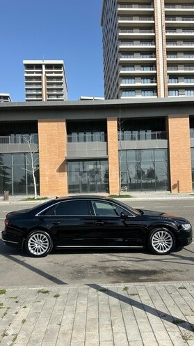 Audi A8 2015, 170,000 km - 4.0 l - Bakı