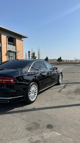 Audi A8 2015, 170,000 km - 4.0 l - Bakı