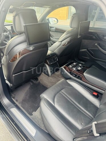 Audi A8 2015, 170,000 km - 4.0 l - Bakı