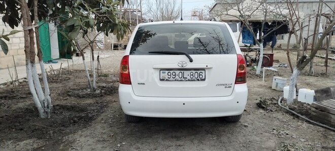 Toyota Corolla 2006, 442,000 km - 1.4 l - Xudat