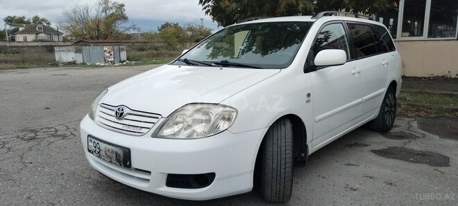 Toyota Corolla 2006, 442,000 km - 1.4 l - Xudat