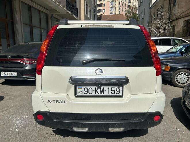Nissan X-Trail 2010, 280,000 km - 2.5 l - Bakı