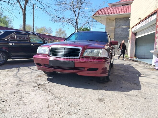 Mercedes C 180 1997, 430,000 km - 1.8 l - Göyçay