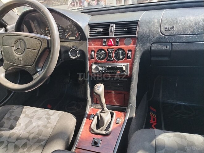 Mercedes C 180 1997, 430,000 km - 1.8 l - Göyçay