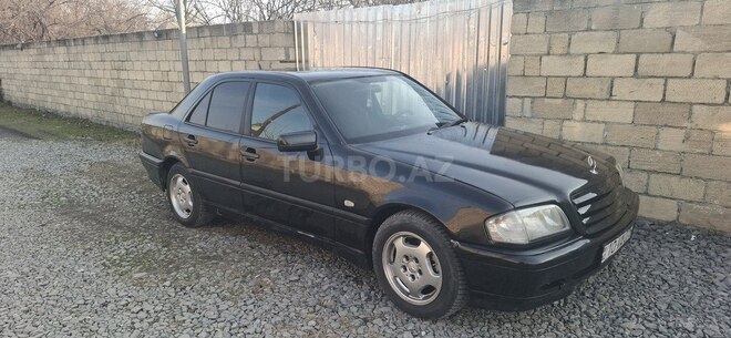 Mercedes C 240 2000, 376,000 km - 2.4 l - Qəbələ