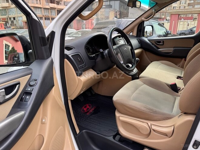 Hyundai H-1 2011, 143,000 km - 2.5 l - Bakı