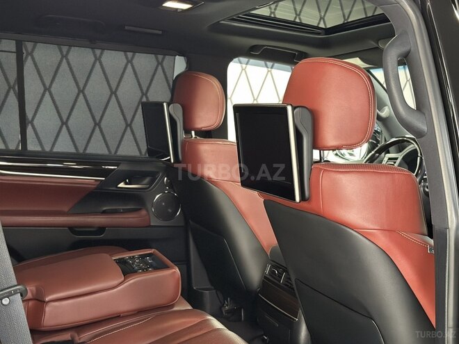 Lexus LX 570-13