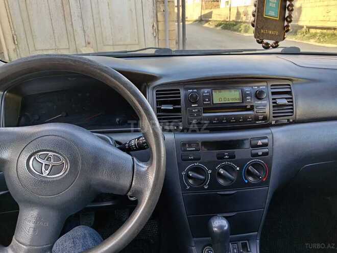 Toyota Corolla 2006, 228,000 km - 1.4 l - Bakı
