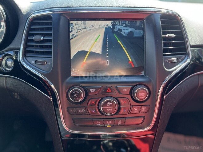 Jeep Grand Cherokee-12
