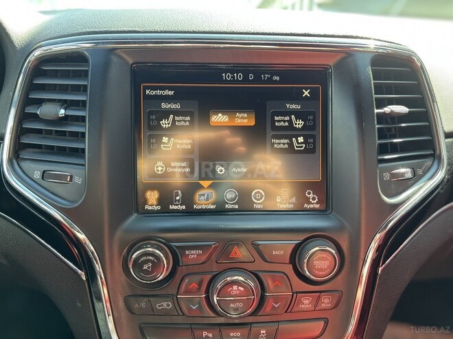 Jeep Grand Cherokee-14