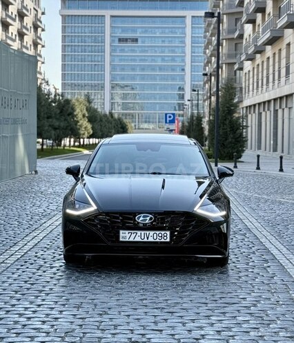 Hyundai Sonata-1