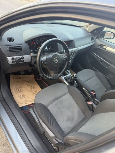 Opel Astra 2006, 266,000 km - 1.3 l - Mingəçevir