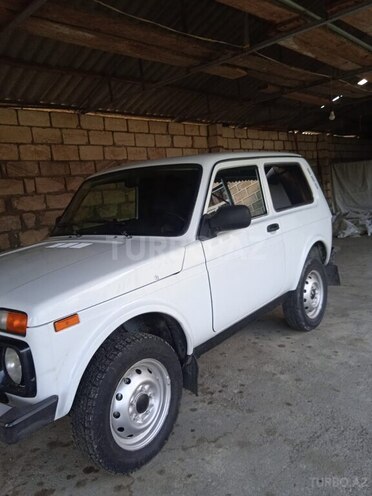 LADA (VAZ) Niva 2015, 92,000 km - 1.7 l - Zaqatala