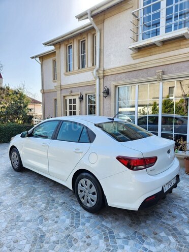 Kia Rio 2019, 124,000 km - 1.6 l - Bakı