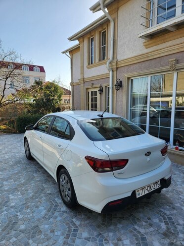 Kia Rio 2019, 124,000 km - 1.6 l - Bakı