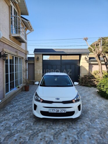 Kia Rio 2019, 124,000 km - 1.6 l - Bakı