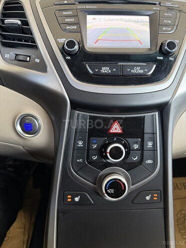 Hyundai Elantra 2015, 129,000 km - 1.8 л - Bakı