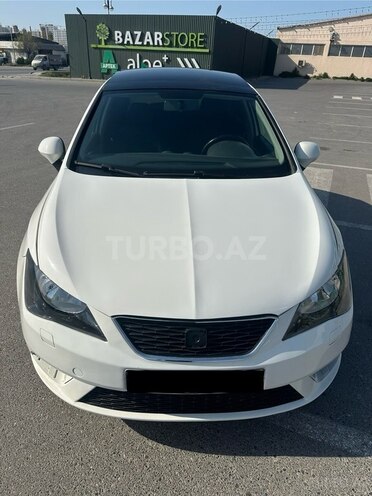 SEAT Ibiza-1