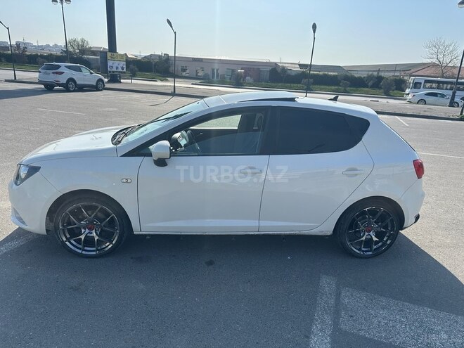SEAT Ibiza-3