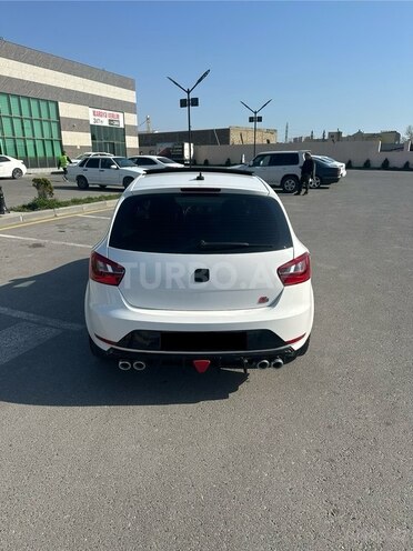 SEAT Ibiza-2