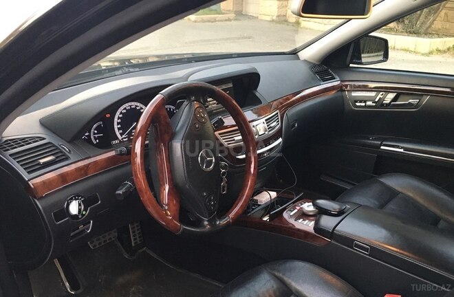 Mercedes S 350 2010, 196,000 km - 3.5 л - Bakı
