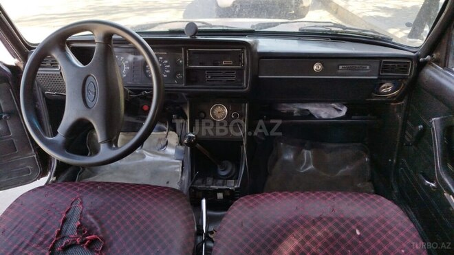 LADA (VAZ) 2104 2000, 95,000 km - 1.6 l - Yevlax