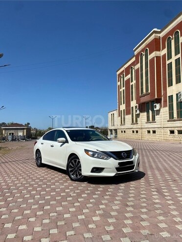 Nissan Altima 2016, 172,000 km - 2.5 l - Şirvan