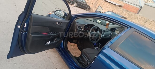 Hyundai Accent 2018, 90,000 km - 1.6 l - Bakı