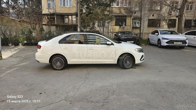 Volkswagen Polo 2021, 60,000 km - 1.6 л - Bakı