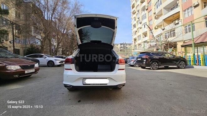 Volkswagen Polo 2021, 60,000 km - 1.6 л - Bakı