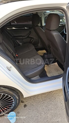 Volkswagen Polo 2021, 60,000 km - 1.6 л - Bakı