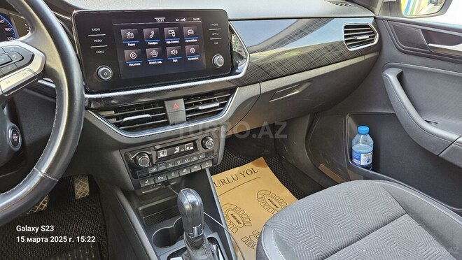 Volkswagen Polo 2021, 60,000 km - 1.6 л - Bakı