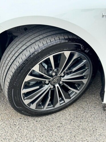 Toyota Corolla 2024, 4,500 km - 1.8 л - Bakı