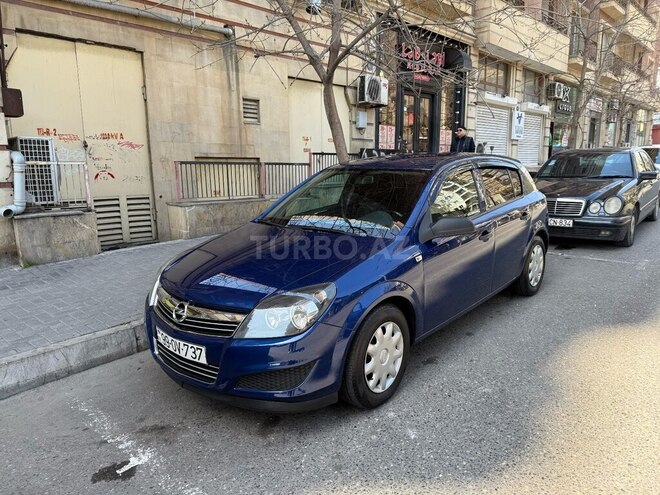 Opel Astra 2009, 230,000 km - 1.4 l - Bakı